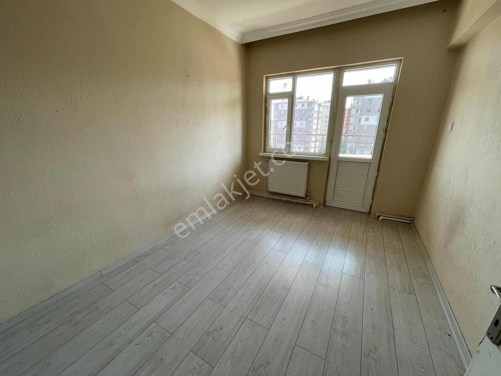 Net Emlaktan Bosnada Mesaj Cad Üzeri 3+1 Ara Kat Kombili Daire - Görsel 22