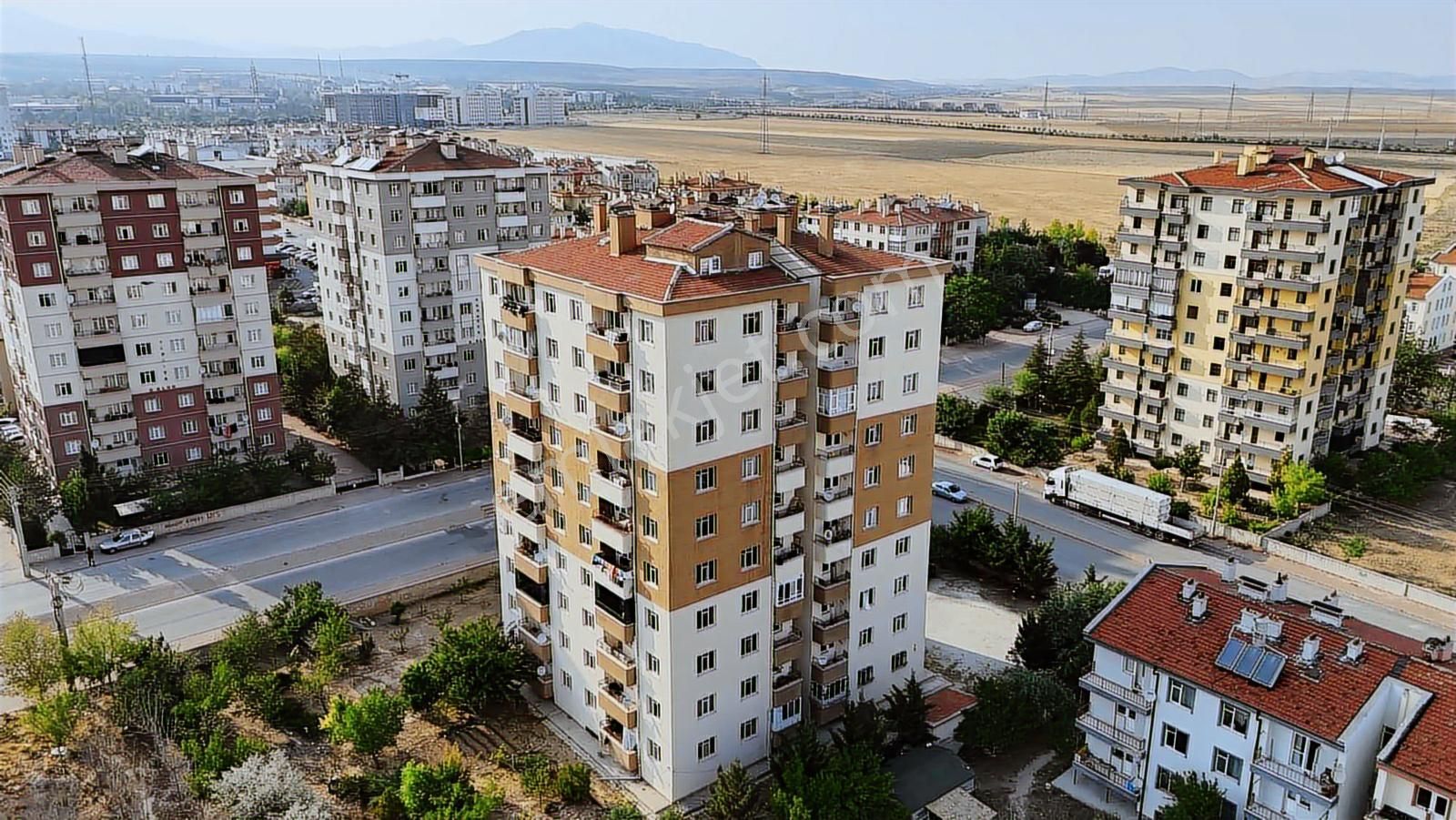 Net Emlaktan Bosnada Mesaj Cad Üzeri 3+1 Ara Kat Kombili Daire - Görsel 33