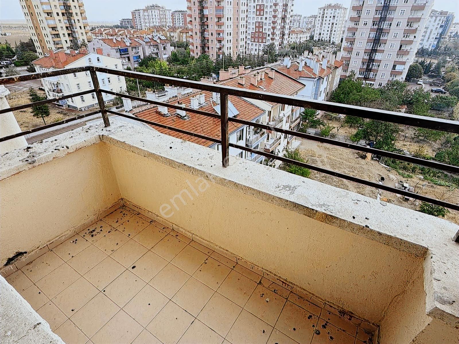 Net Emlaktan Bosnada Mesaj Cad Üzeri 3+1 Ara Kat Kombili Daire - Görsel 2