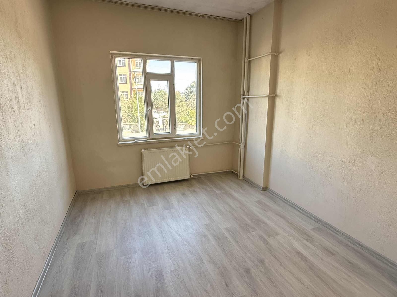 Net Emlaktan Mesaj Caddesinde Ara Kat Bakımlı 3+1 Daire - Görsel 14