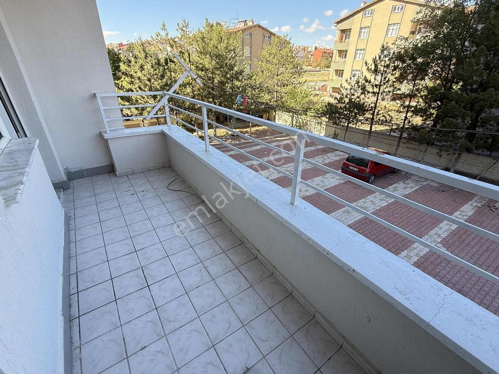 Net Emlaktan Mesaj Caddesinde Ara Kat Bakımlı 3+1 Daire - Görsel 18