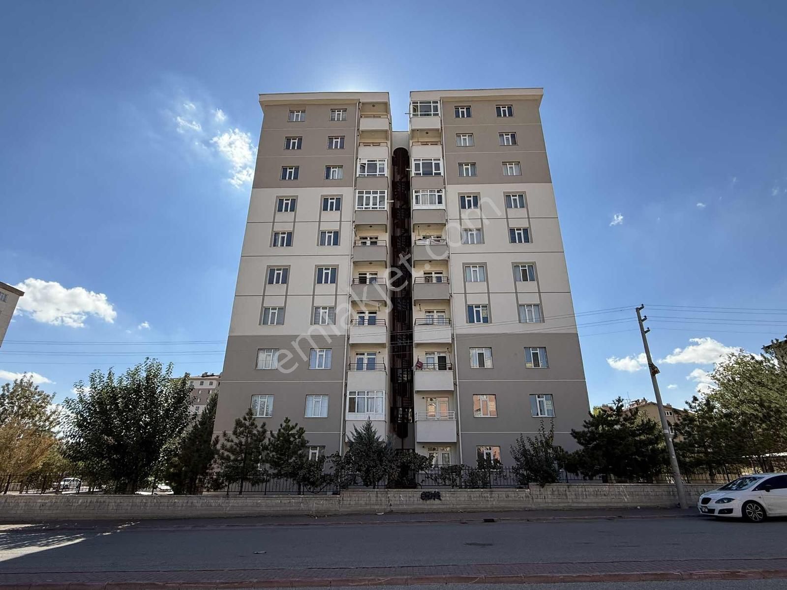 Net Emlaktan Mesaj Caddesinde Ara Kat Bakımlı 3+1 Daire - Görsel 15