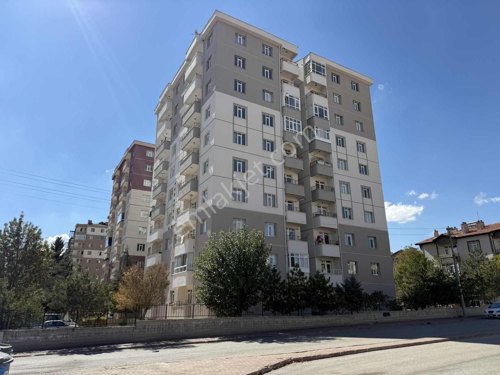 Net Emlaktan Mesaj Caddesinde Ara Kat Bakımlı 3+1 Daire - Görsel 11