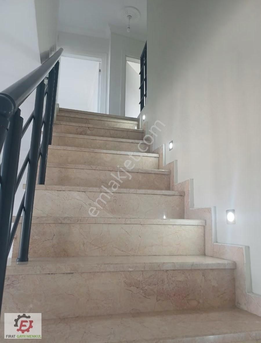 Çayırova İnönü Mahallesınde 5+1 Dubleks Daire - Görsel 15