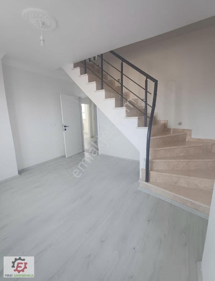 Çayırova İnönü Mahallesınde 5+1 Dubleks Daire - Görsel 4