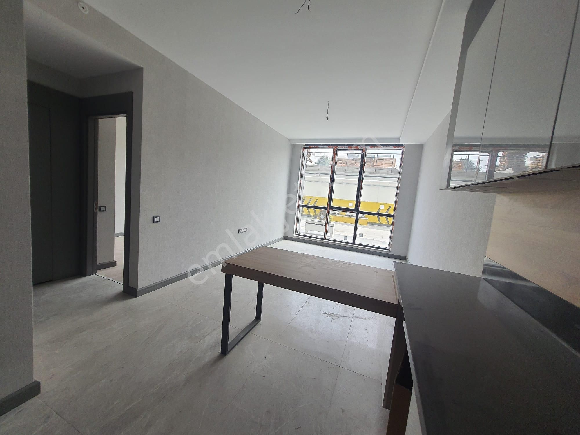 Adliye Hastane Merkezi Konum Kiralık Lüx Rezidans 1+1 Daire-ofis