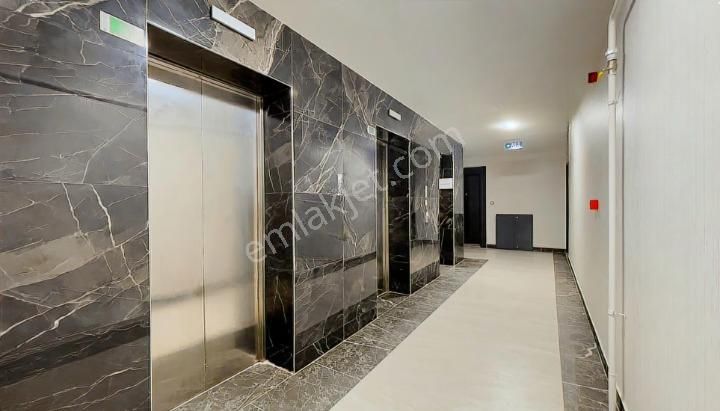 Adliye Hastane Merkezi Konum Kiralık Lüx Rezidans 1+1 Daire-ofis - Görsel 4