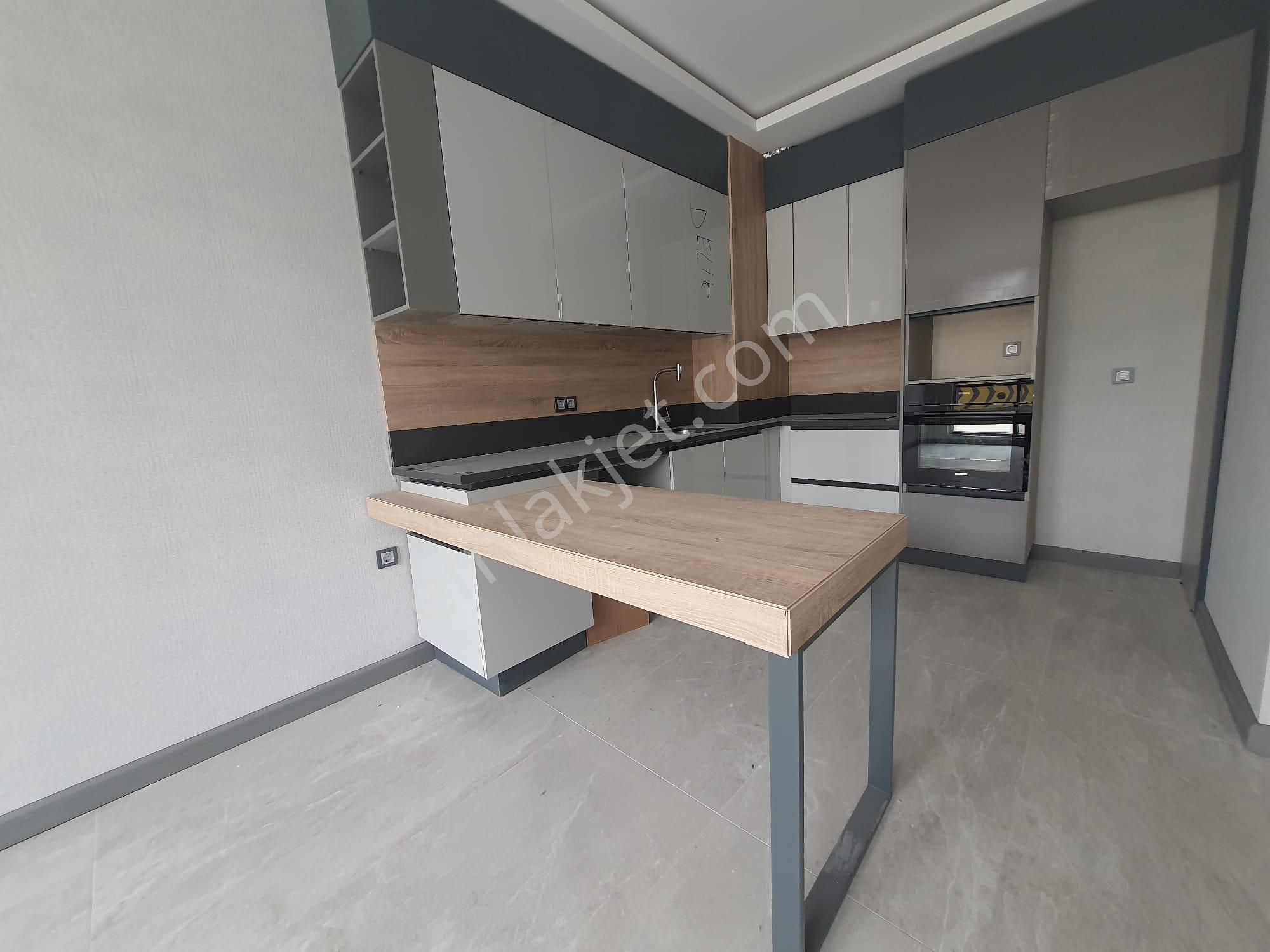 Adliye Hastane Merkezi Konum Kiralık Lüx Rezidans 1+1 Daire-ofis - Görsel 10