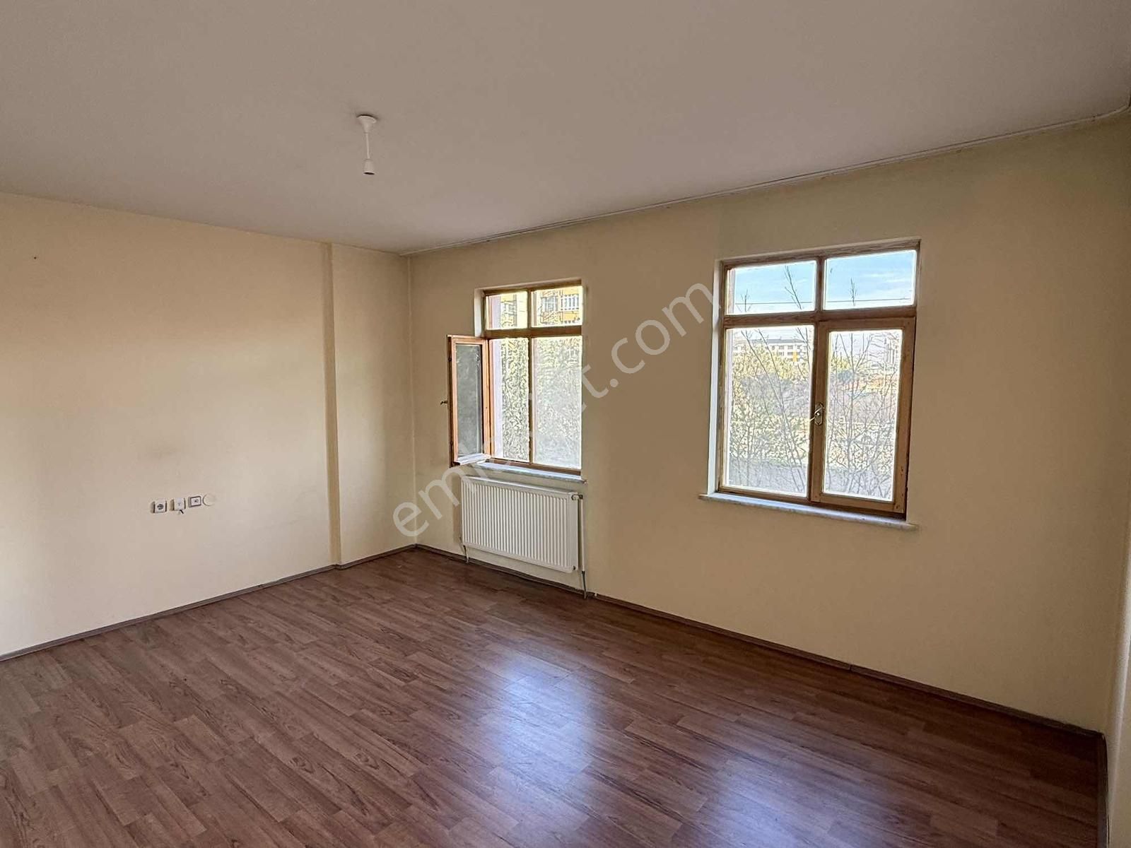 Net Emlaktan 2+1 Ara Kat Bakımlı Kiralık Daire - Görsel 13