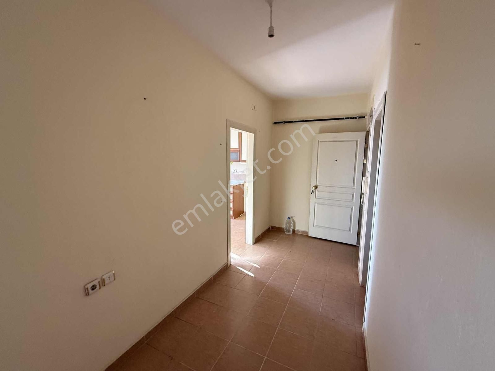 Net Emlaktan 2+1 Ara Kat Bakımlı Kiralık Daire - Görsel 2