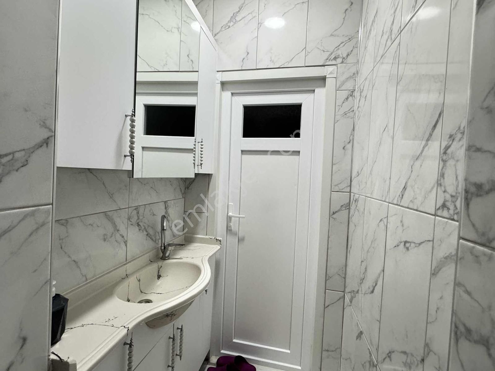 Net Emlaktan İçi Ful Yapılı Ara Kat Güney Cephe 3+1 Daire - Görsel 3