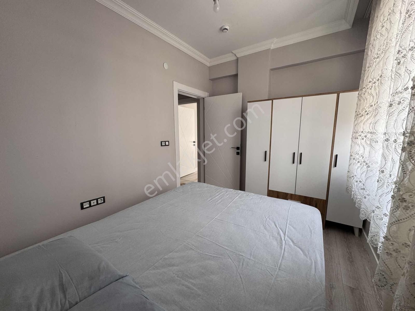 Net Emlaktan Beyhekim Mah Eşyalı Stüdyo Ara Kat Geniş 1+1 - Görsel 5