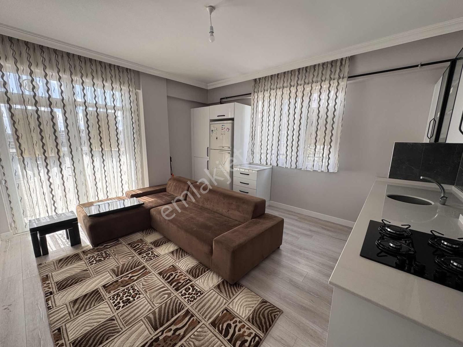 Net Emlaktan Beyhekim Mah Eşyalı Stüdyo Ara Kat Geniş 1+1 - Görsel 11