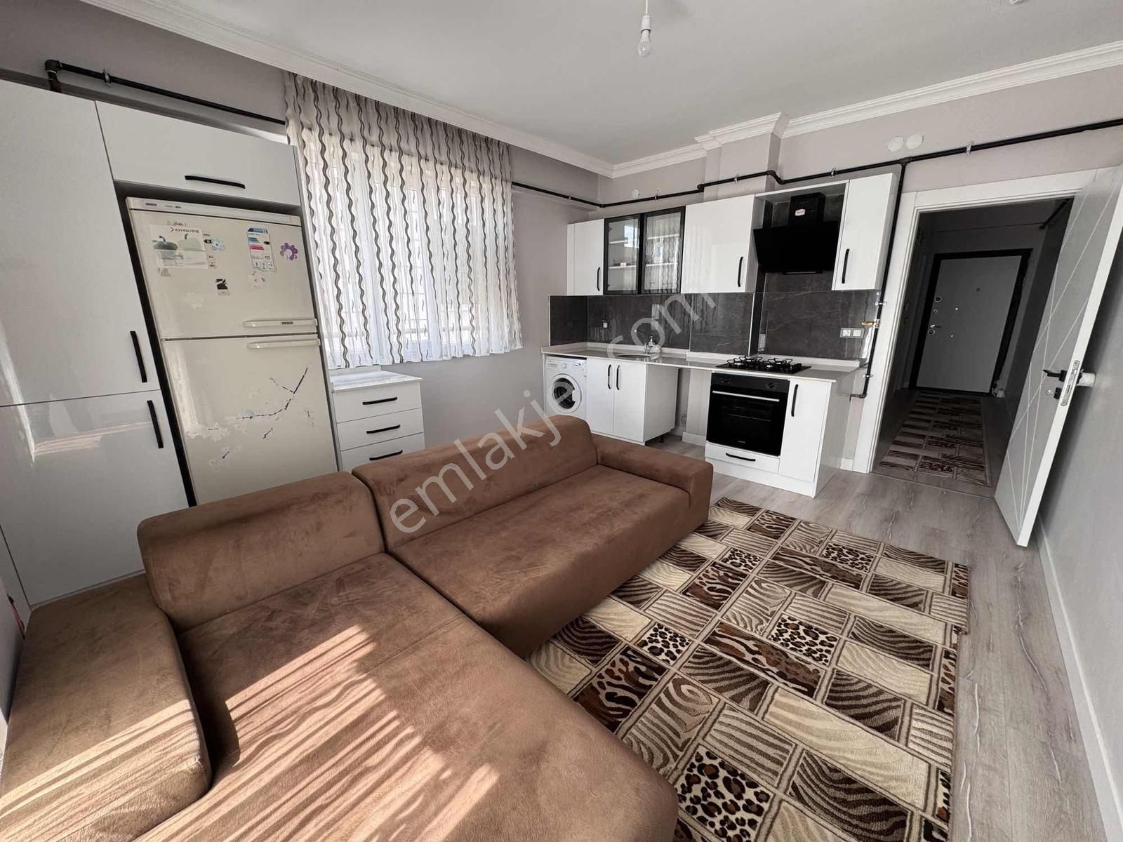 Net Emlaktan Beyhekim Mah Eşyalı Stüdyo Ara Kat Geniş 1+1 - Görsel 16