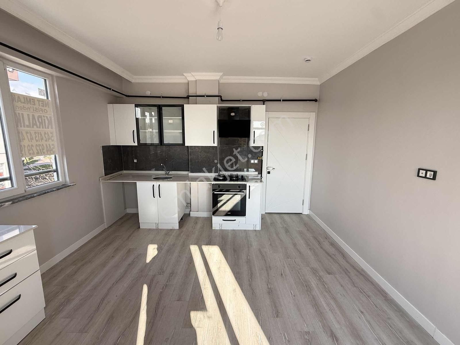 Net Emlaktan Beyhekim Mah Stüdyo Ara Kat Geniş 1+1 - Görsel 8