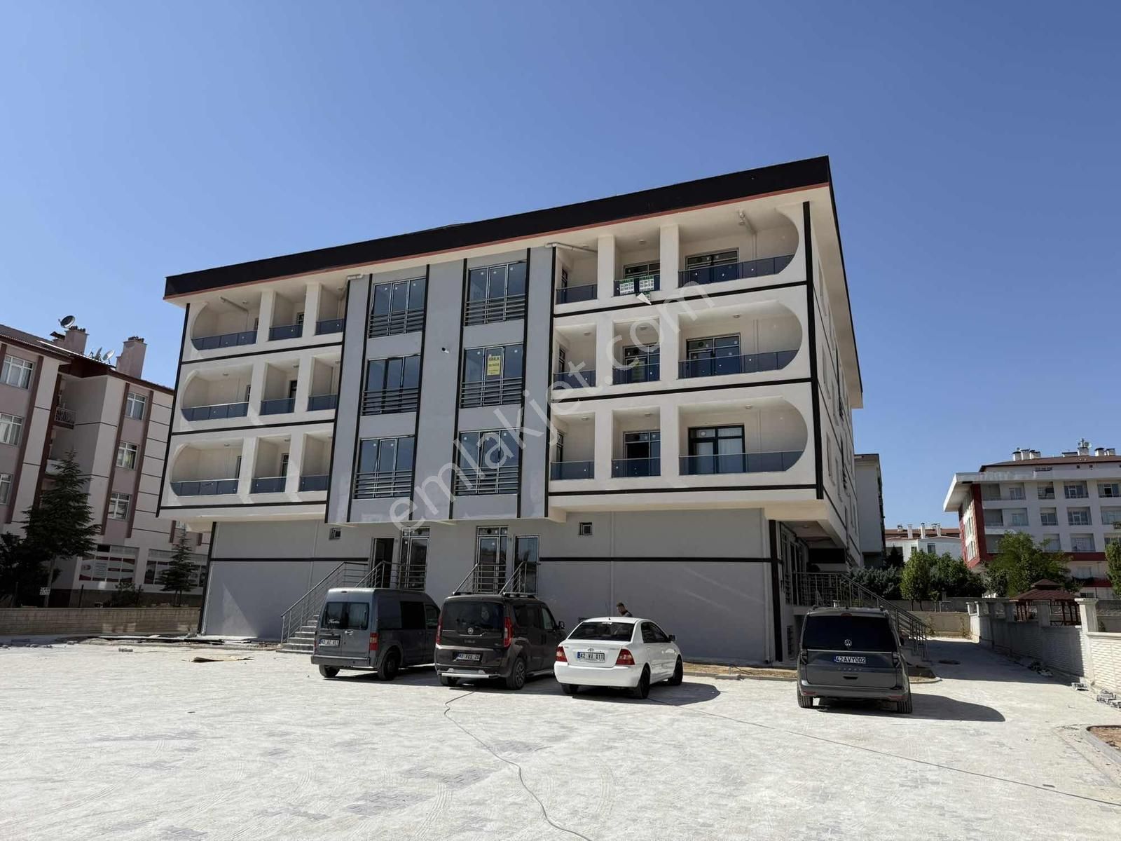 Net Emlaktan Beyhekim Mah Eşyalı Stüdyo Ara Kat Geniş 1+1 - Görsel 15