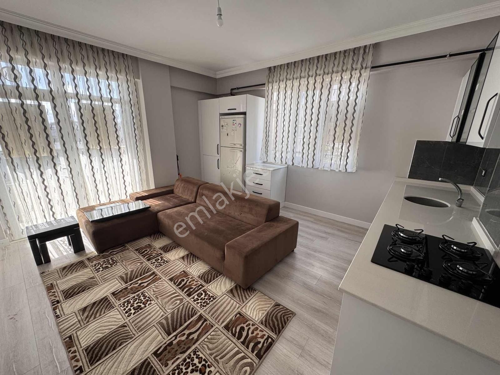 Net Emlaktan Beyhekim Mah Eşyalı Stüdyo Ara Kat Geniş 1+1 - Görsel 8