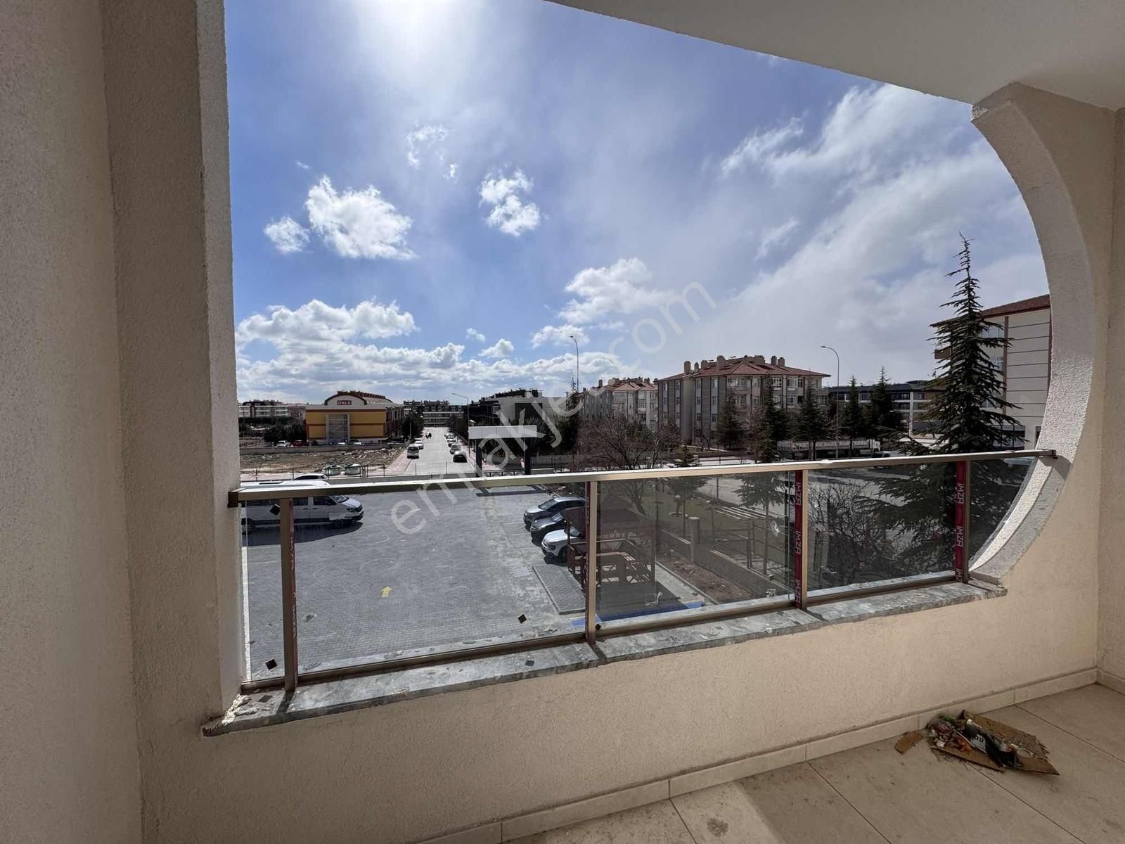 Net Emlaktan Beyhekim Mah Eşyalı Stüdyo Ara Kat Geniş 1+1 - Görsel 13