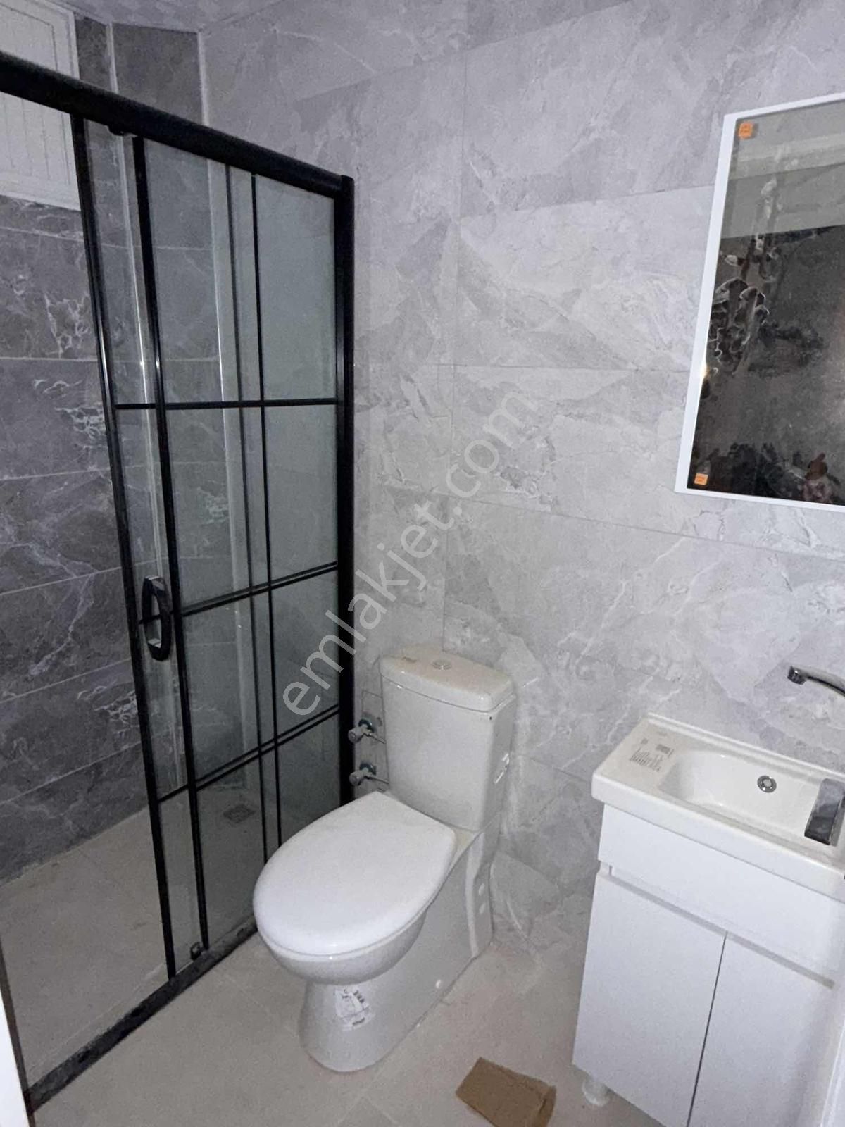 Net Emlaktan Beyhekim Mah Stüdyo Ara Kat Geniş 1+1 - Görsel 13