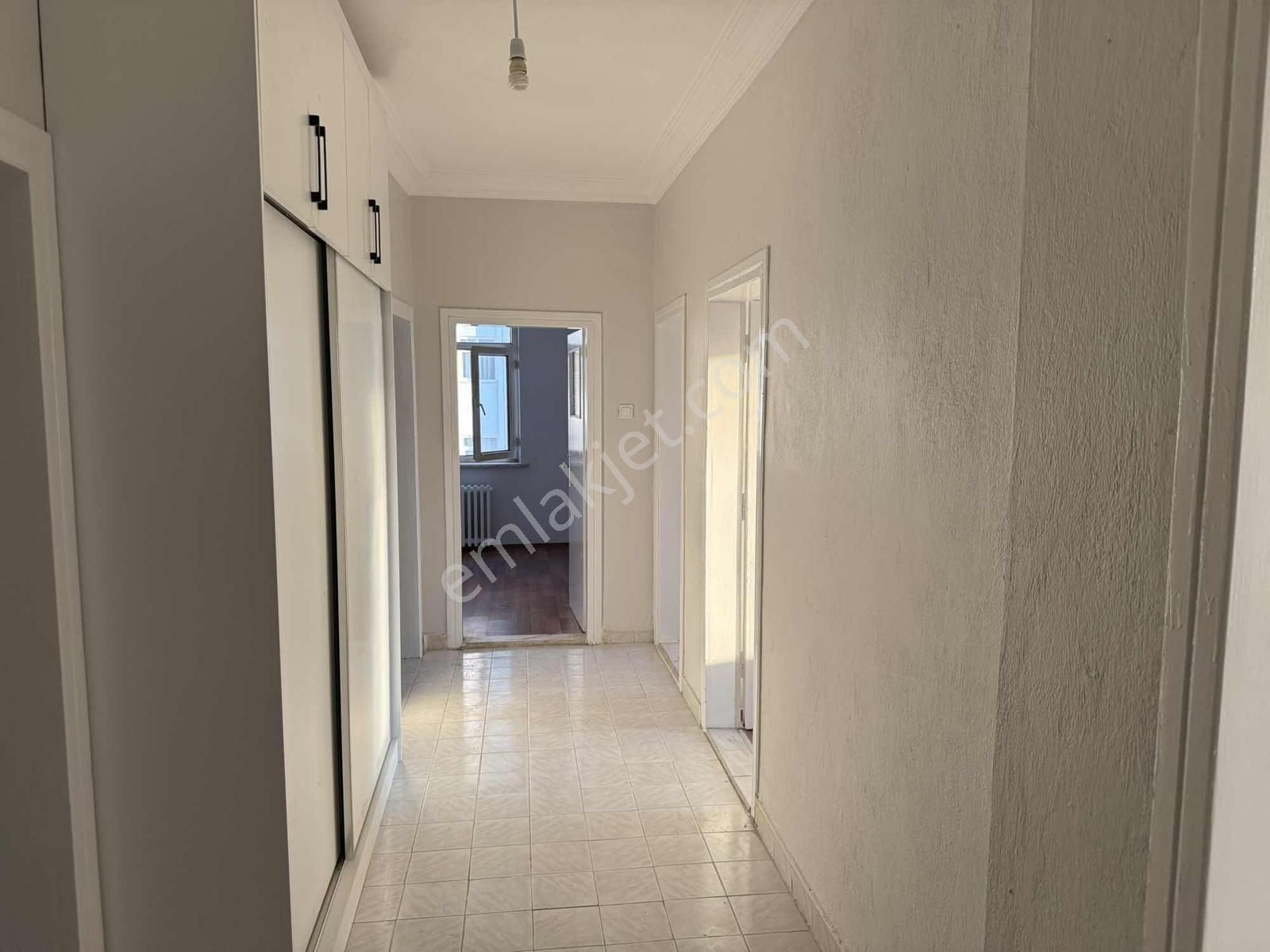 Net Emlaktan Ful Yapılı Ara Kat Güney Cephe 3+1 Yola Sıfır - Görsel 8