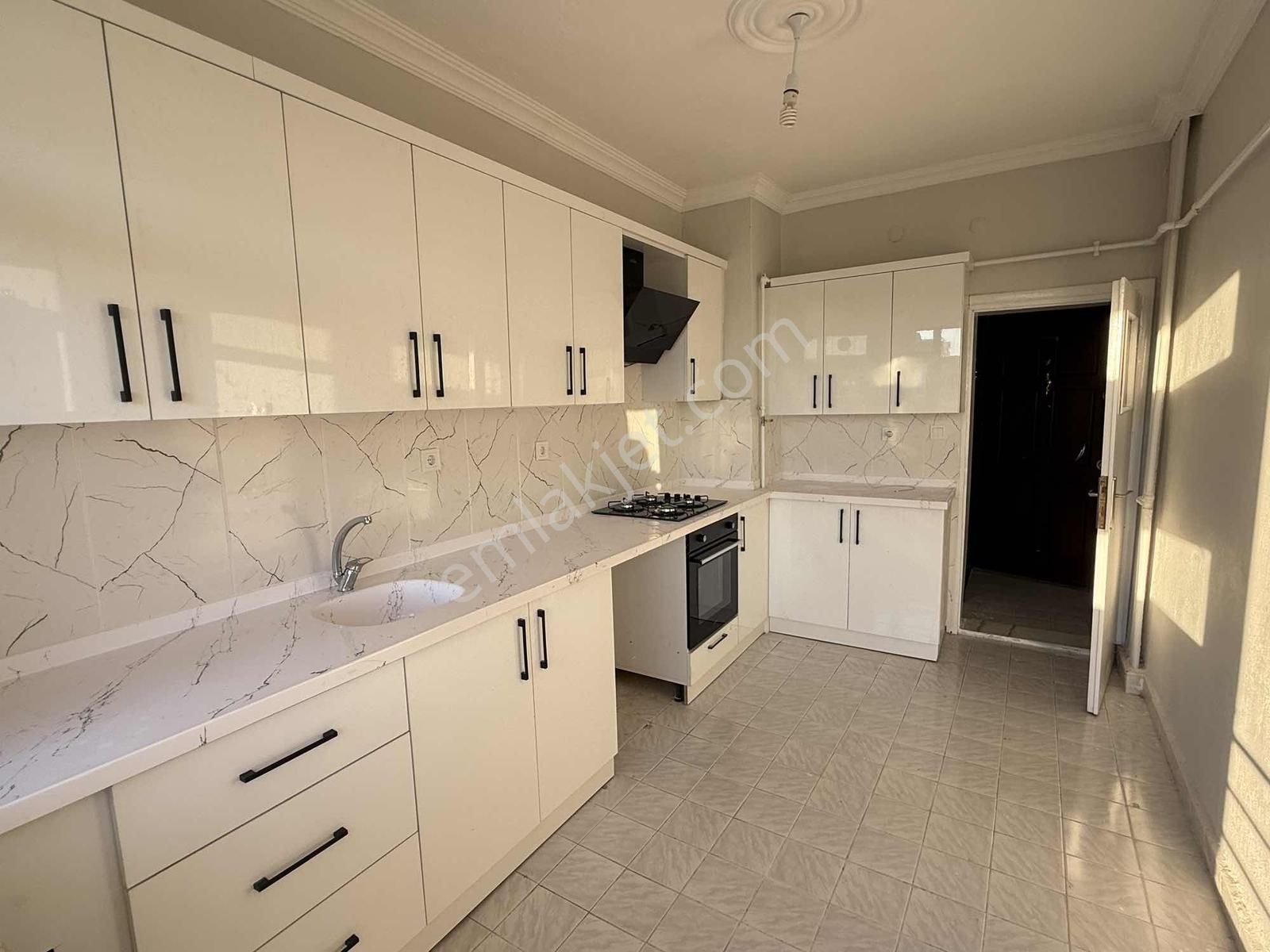 Net Emlaktan Ful Yapılı Ara Kat Güney Cephe 3+1 Yola Sıfır - Görsel 21