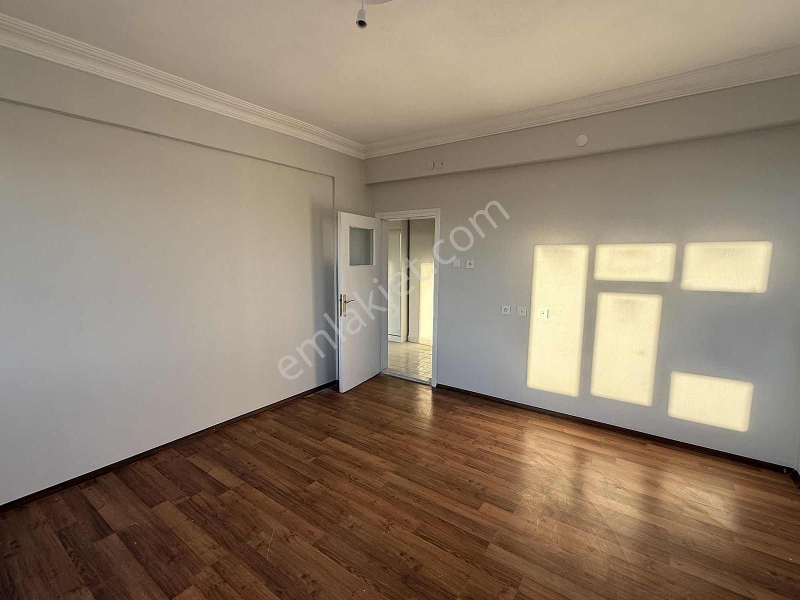 Net Emlaktan Ful Yapılı Ara Kat Güney Cephe 3+1 Yola Sıfır - Görsel 11