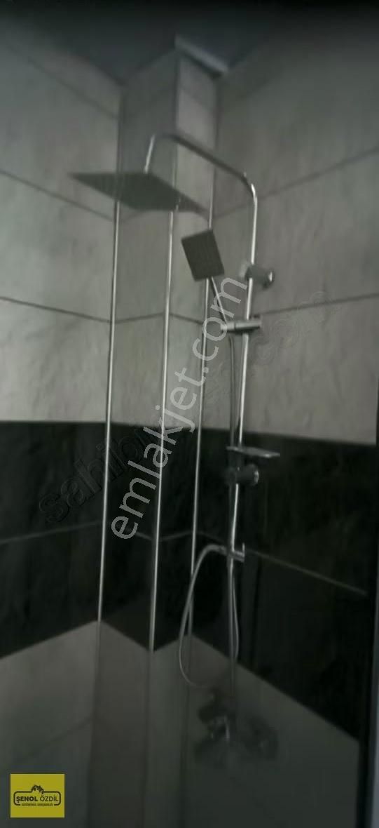 Şenol'dan Kiralık 3+1 Arakat Daire Kelebekler Vadisinde