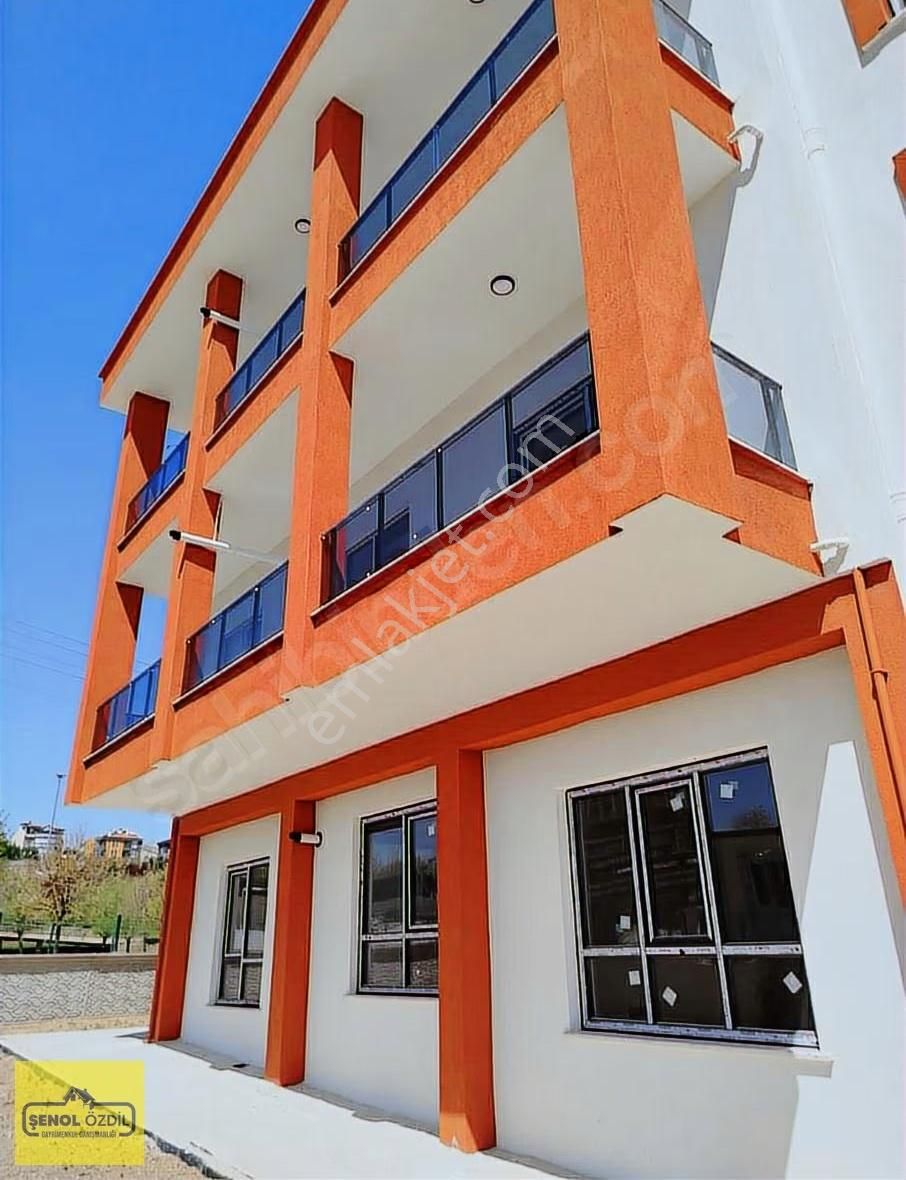 Şenol'dan Kiralık 3+1 Arakat Daire Kelebekler Vadisinde - Görsel 7