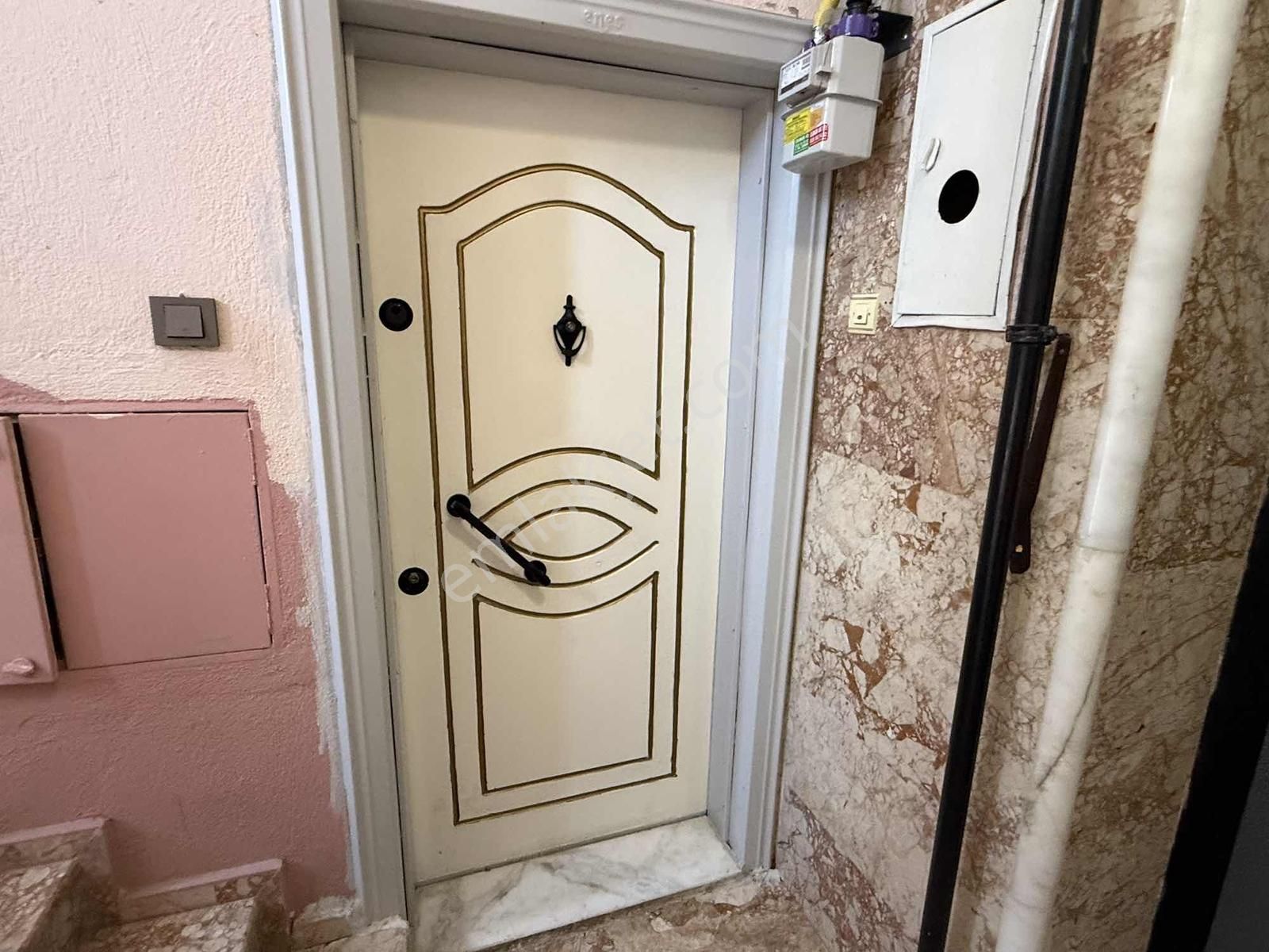 Net Emlaktan Özel İç Mimariye Sahip Ara Kat 3+1 Daire - Görsel 24