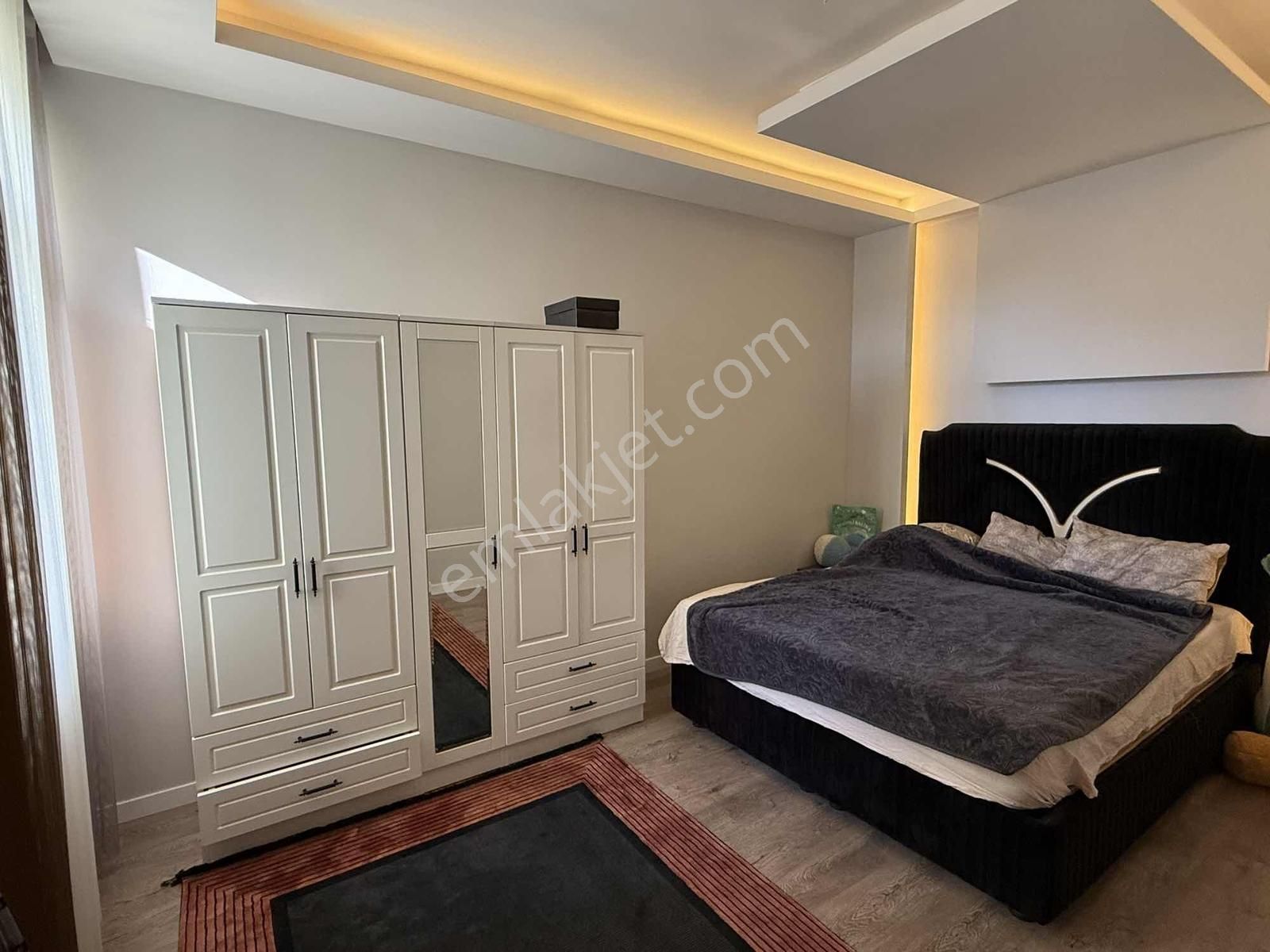 Net Emlaktan Özel İç Mimariye Sahip Ara Kat 3+1 Daire - Görsel 26