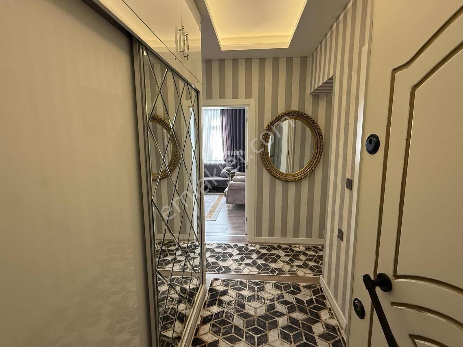 Net Emlaktan Özel İç Mimariye Sahip Ara Kat 3+1 Daire - Görsel 16