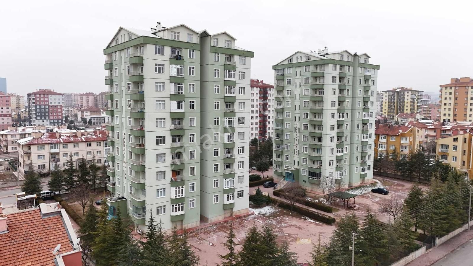 Net Emlaktan Özel İç Mimariye Sahip Ara Kat 3+1 Daire - Görsel 13