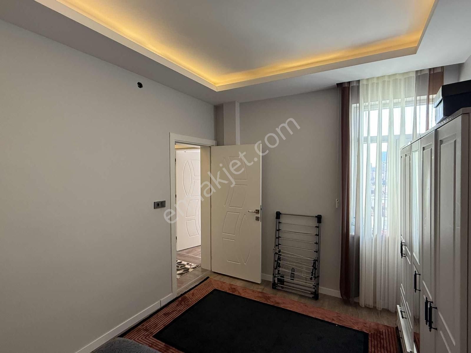 Net Emlaktan Özel İç Mimariye Sahip Ara Kat 3+1 Daire - Görsel 25