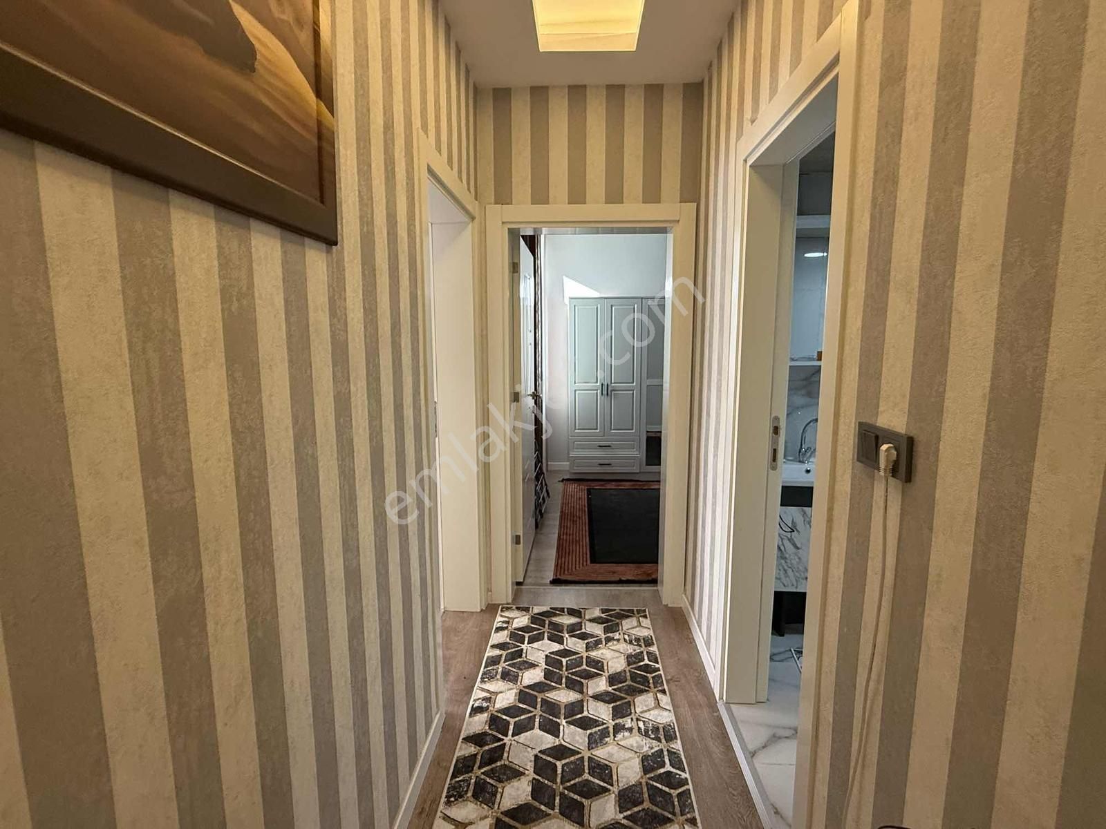 Net Emlaktan Özel İç Mimariye Sahip Ara Kat 3+1 Daire - Görsel 20