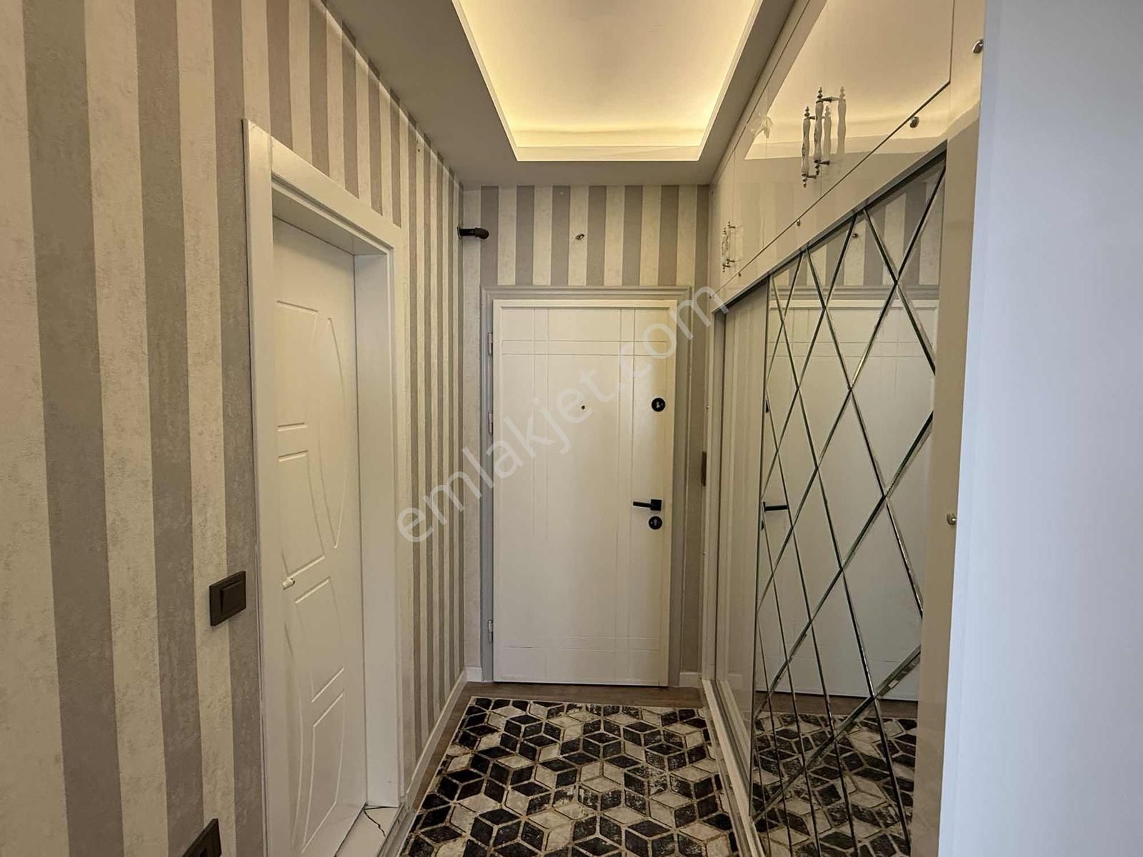 Net Emlaktan Özel İç Mimariye Sahip Ara Kat 3+1 Daire - Görsel 6