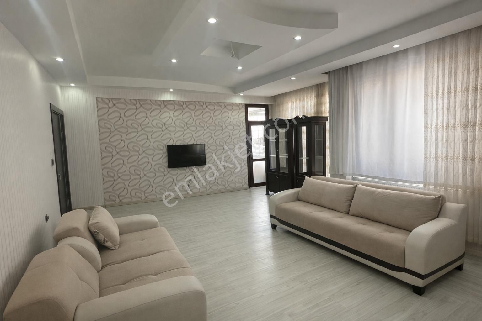 ✨ Luna Park Arkasında Acil Satılık 4+1 Daire ✨ - Görsel 3