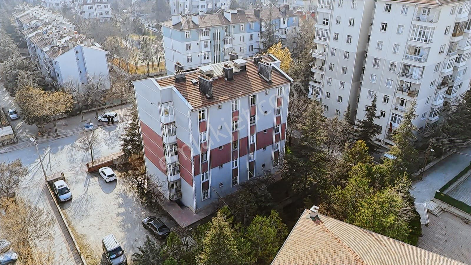 Net Emlaktan Dilara Caddesinde 3+1 Güney Cephe Yalıtımlı Daire - Görsel 15