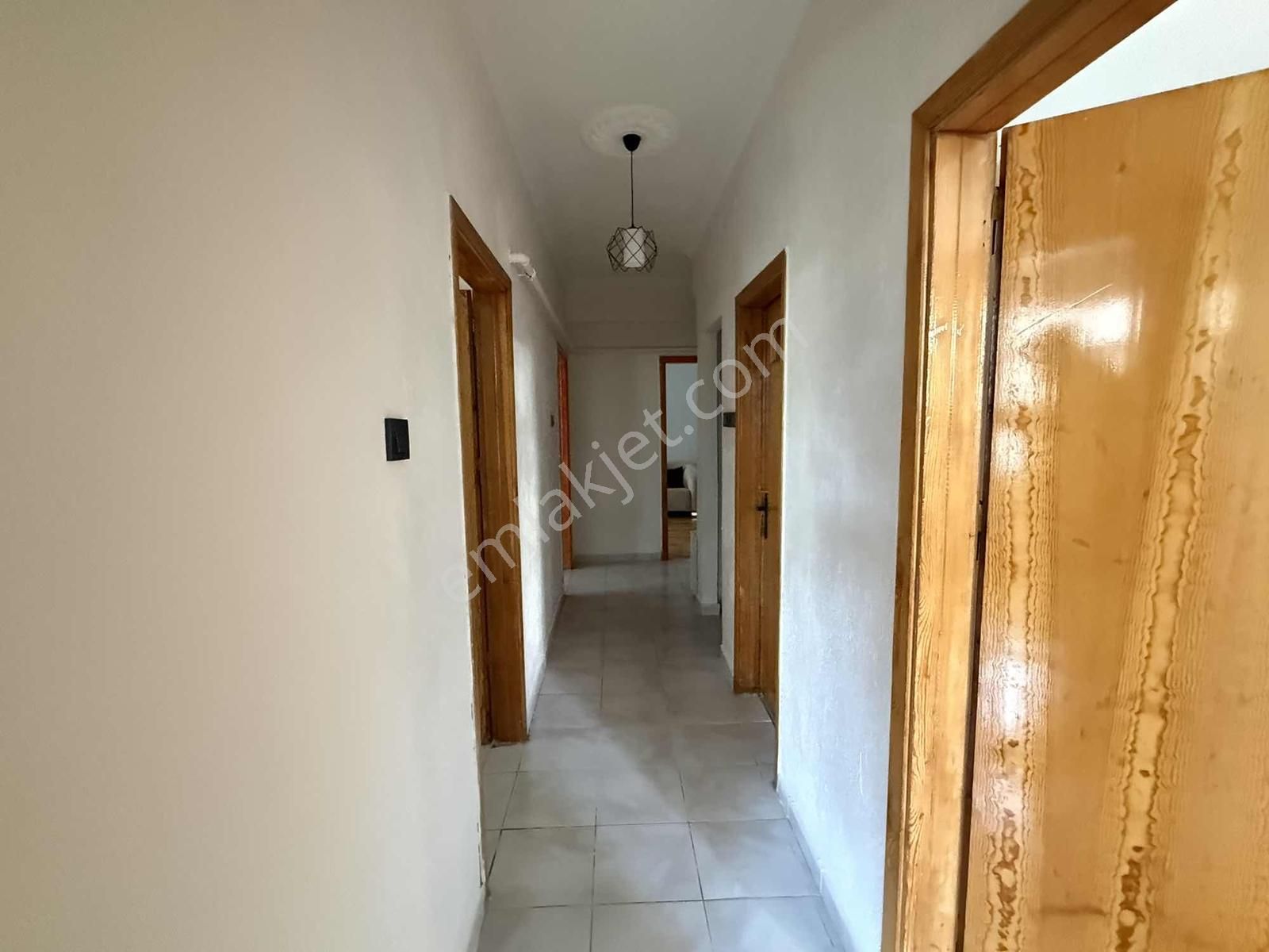 Net Emlaktan Üniversitesi Karşısında 3+1 Ful Yapılı Kiralık - Görsel 15