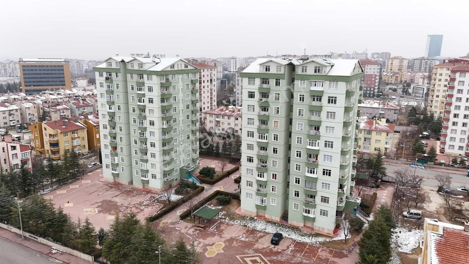 Net Emlaktan Güney Cephe Önü Açık Bakımlı Ara Kat 3+1 Daire - Görsel 3