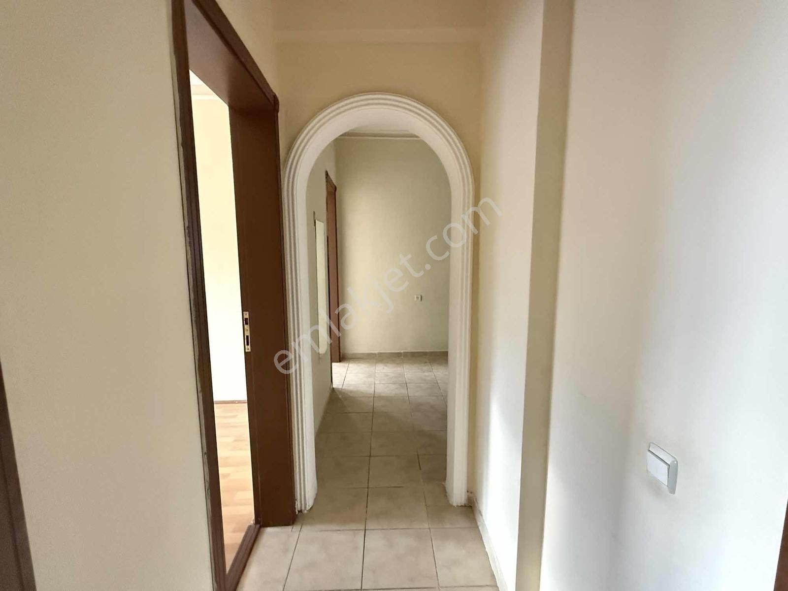 Net Emlaktan Ara Kat Bireysel Kombili Güney Cephe 3+1 Daire - Görsel 5