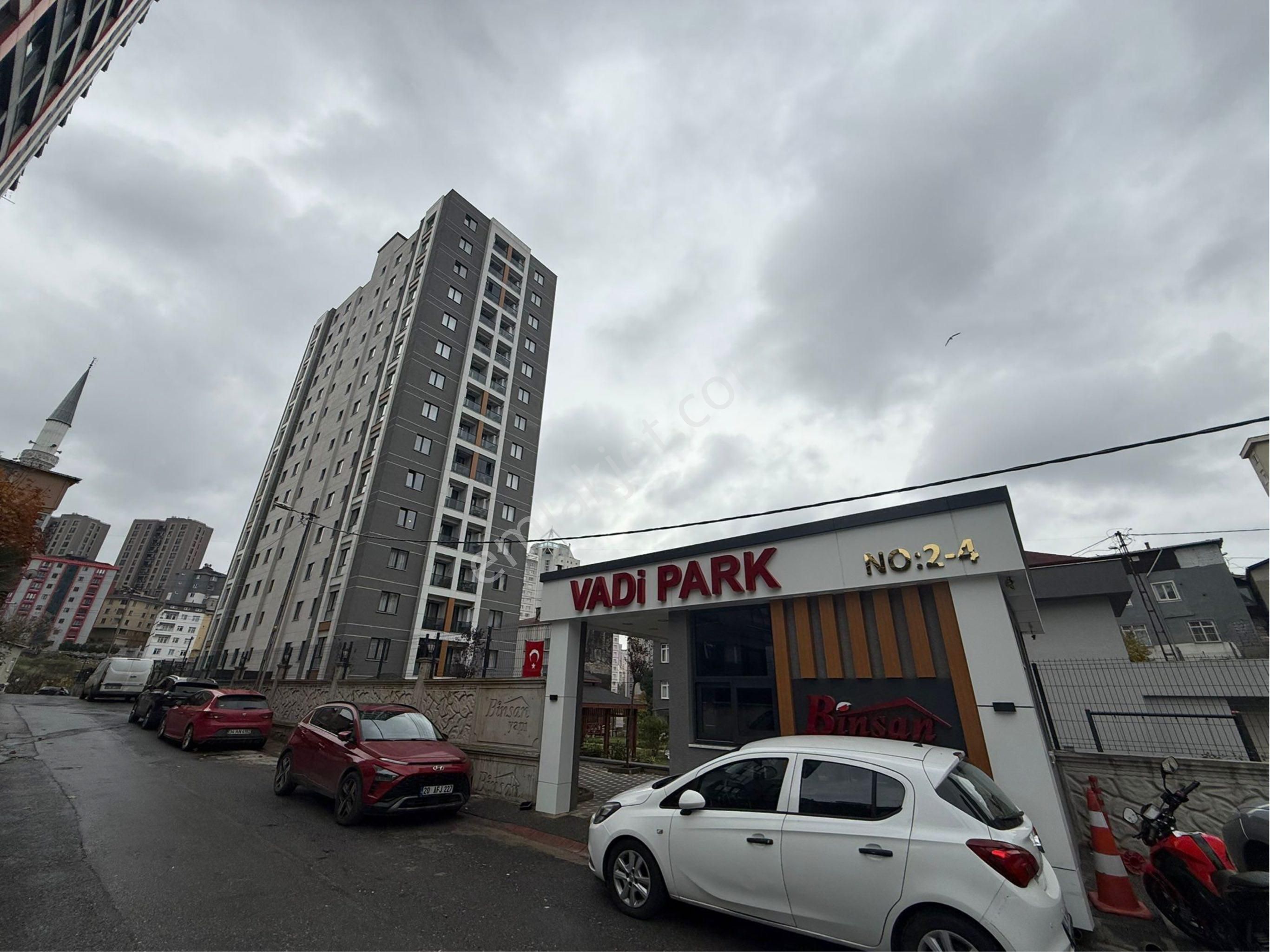 Şerifali Tatlısu Vadipark Evleri Sıfır 4+2 Satılık Dubleks