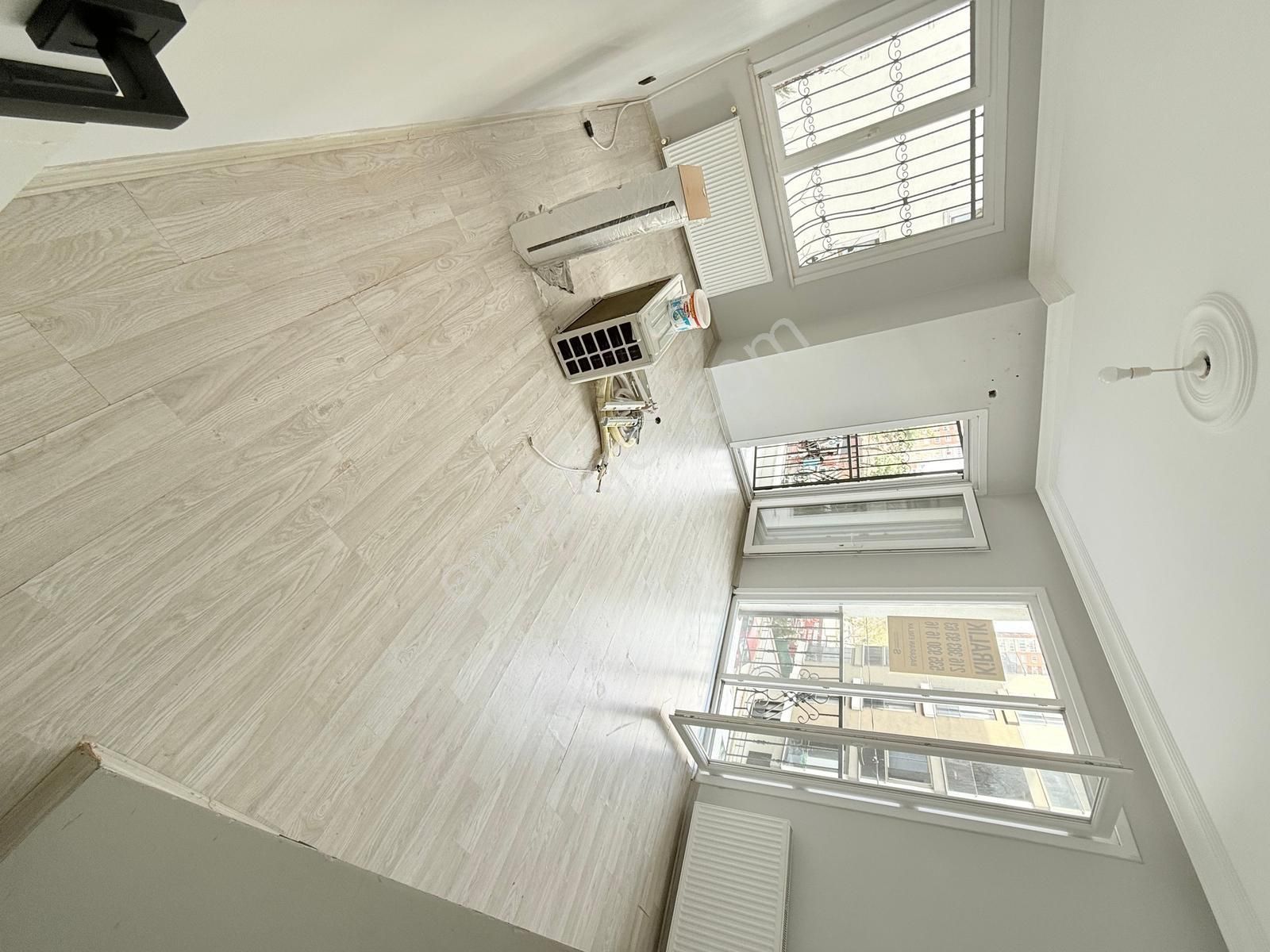 Maltepe Girne Mahallesinde E-5'e Yakın 2+1 Kiralık Daire - Görsel 3