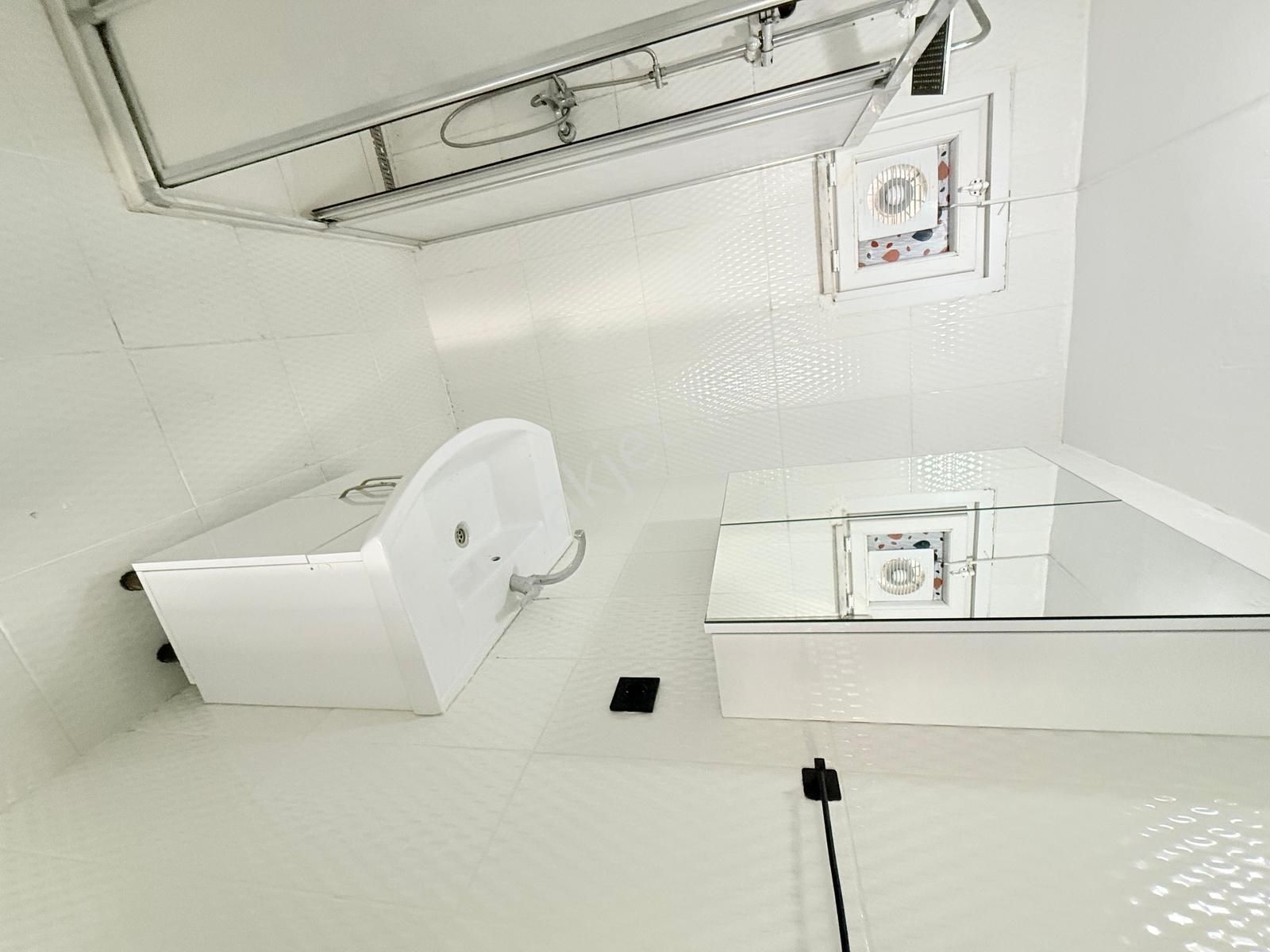 Maltepe Girne Mahallesinde E-5'e Yakın 2+1 Kiralık Daire - Görsel 14