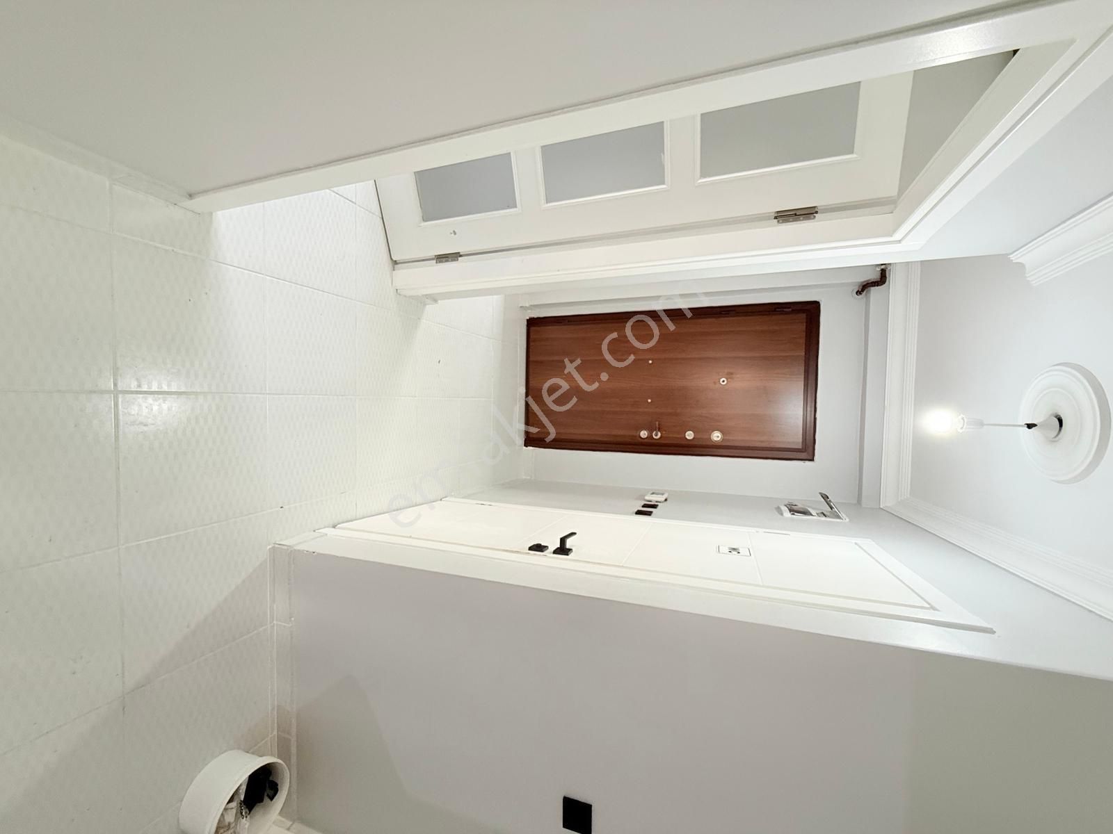 Maltepe Girne Mahallesinde E-5'e Yakın 2+1 Kiralık Daire - Görsel 9