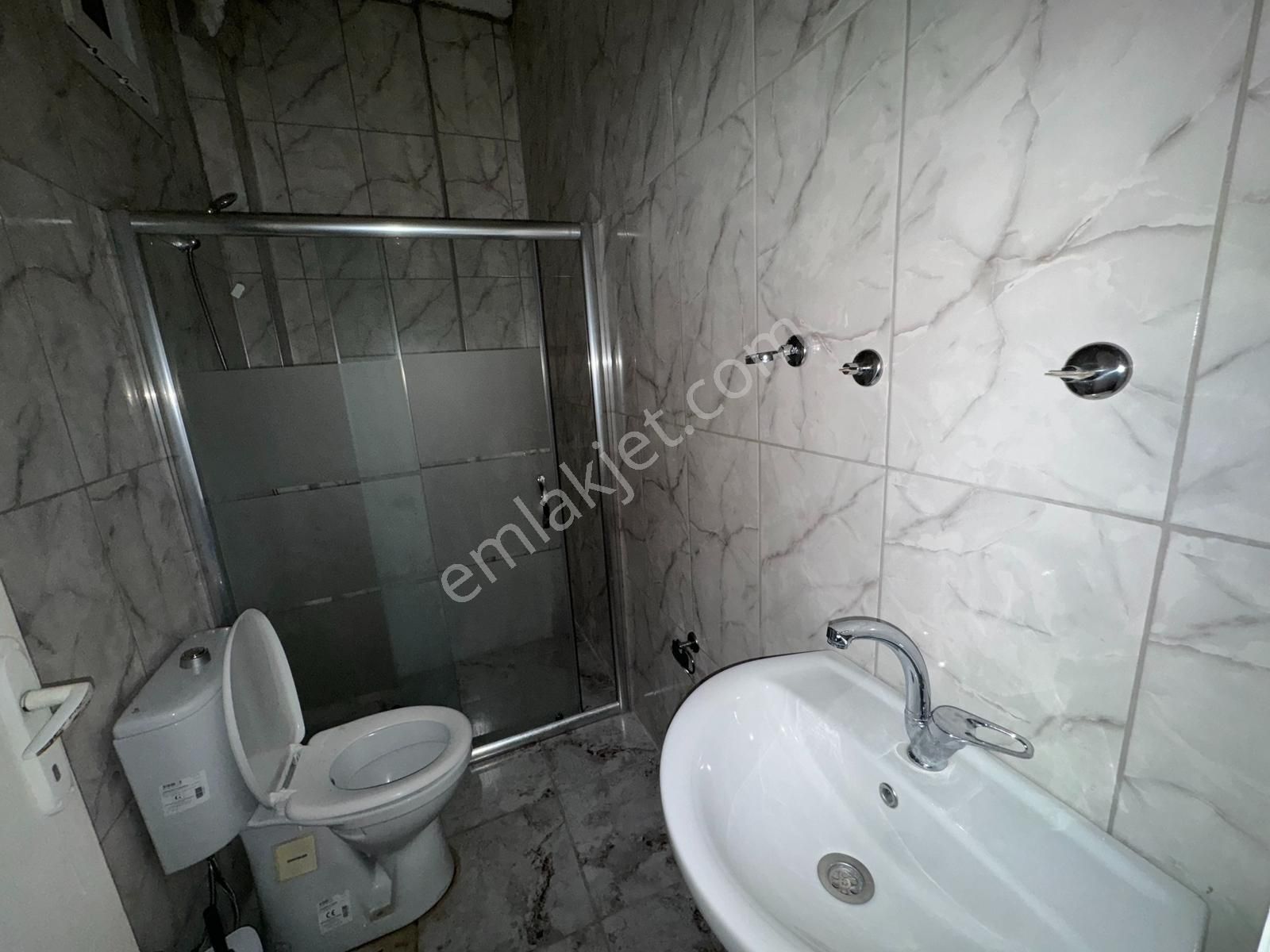 Yüksek Kira Getirili 2 Oda 1 Mutfak Eşyalı Anayol Üzerinde Giriş - Görsel 8