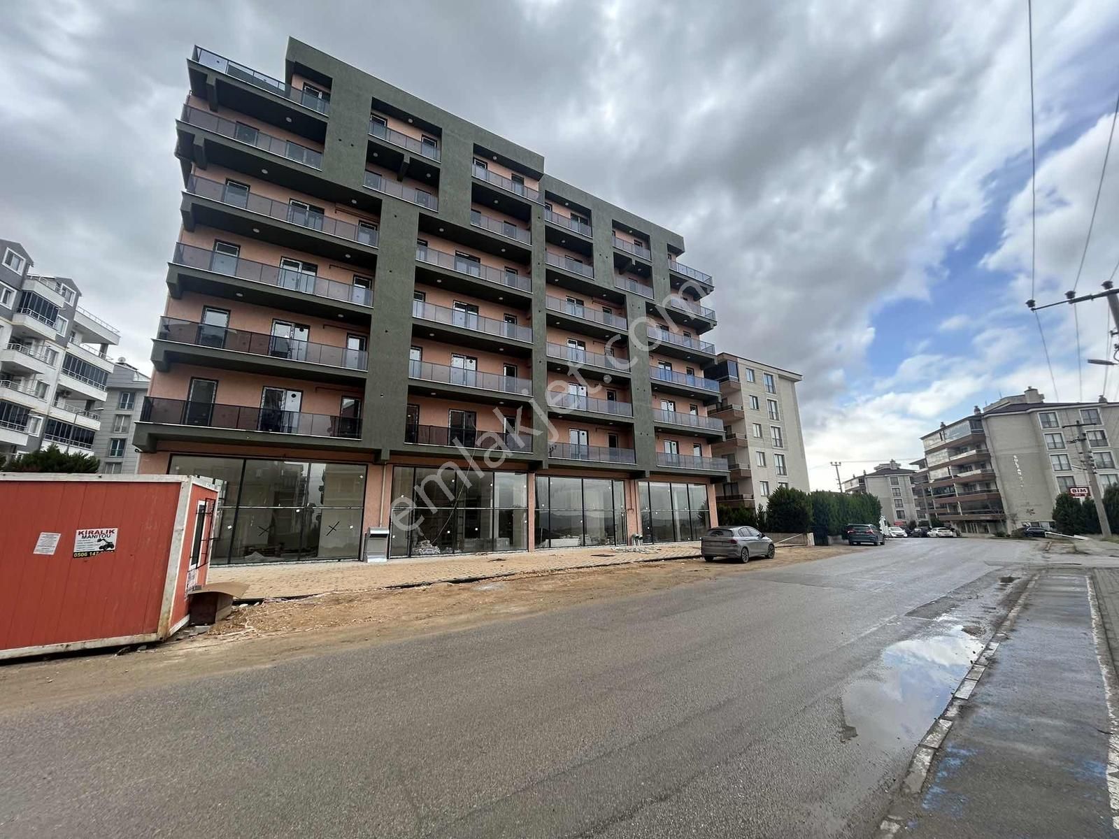 Görükle Koza Caddesi 500m2 Zemin 250m2 Alt Kat Kiralık Dükkan - Görsel 5