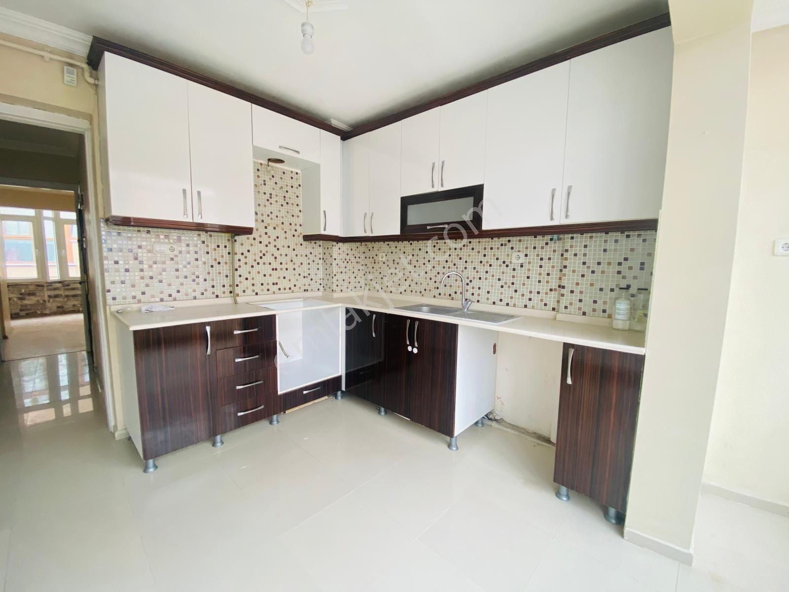 Peker Mahallesinde 3+1 Geniş Kupon Daire Fırsatı