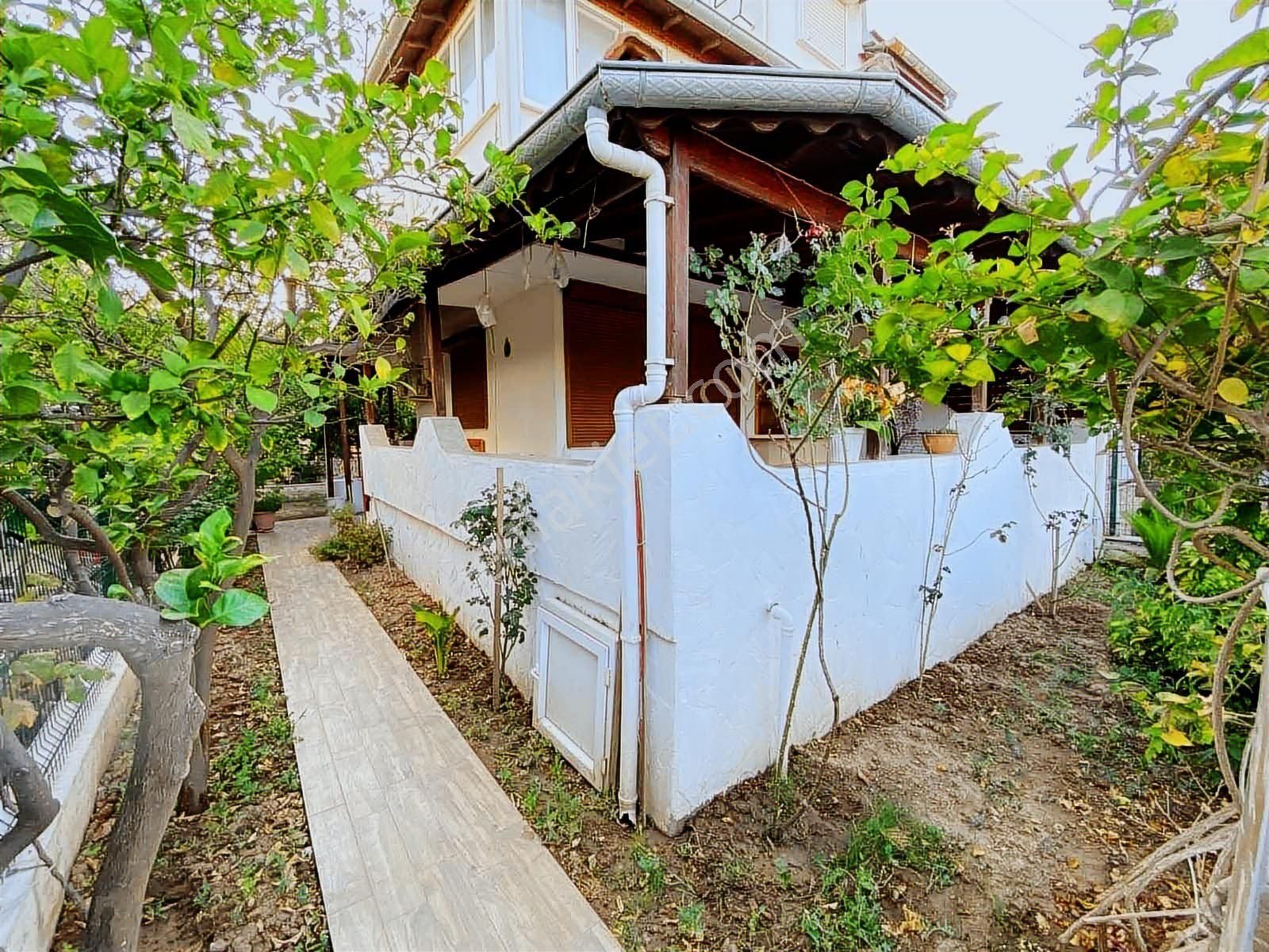 İzmir Seferihisar Doğanbey De Satılık 4+1 Bahçeli Villa - Görsel 10