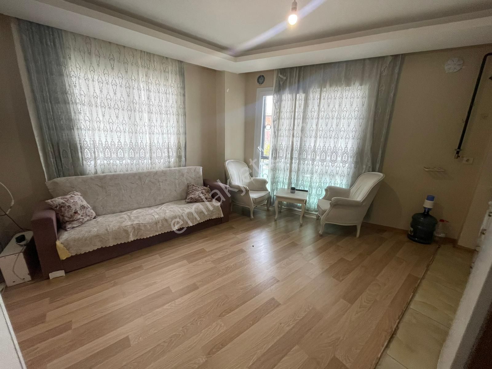 Karınca'dan Çiftlikköy'de Merkezi Konumda 1+1 Kiralık Daire! - Görsel 4