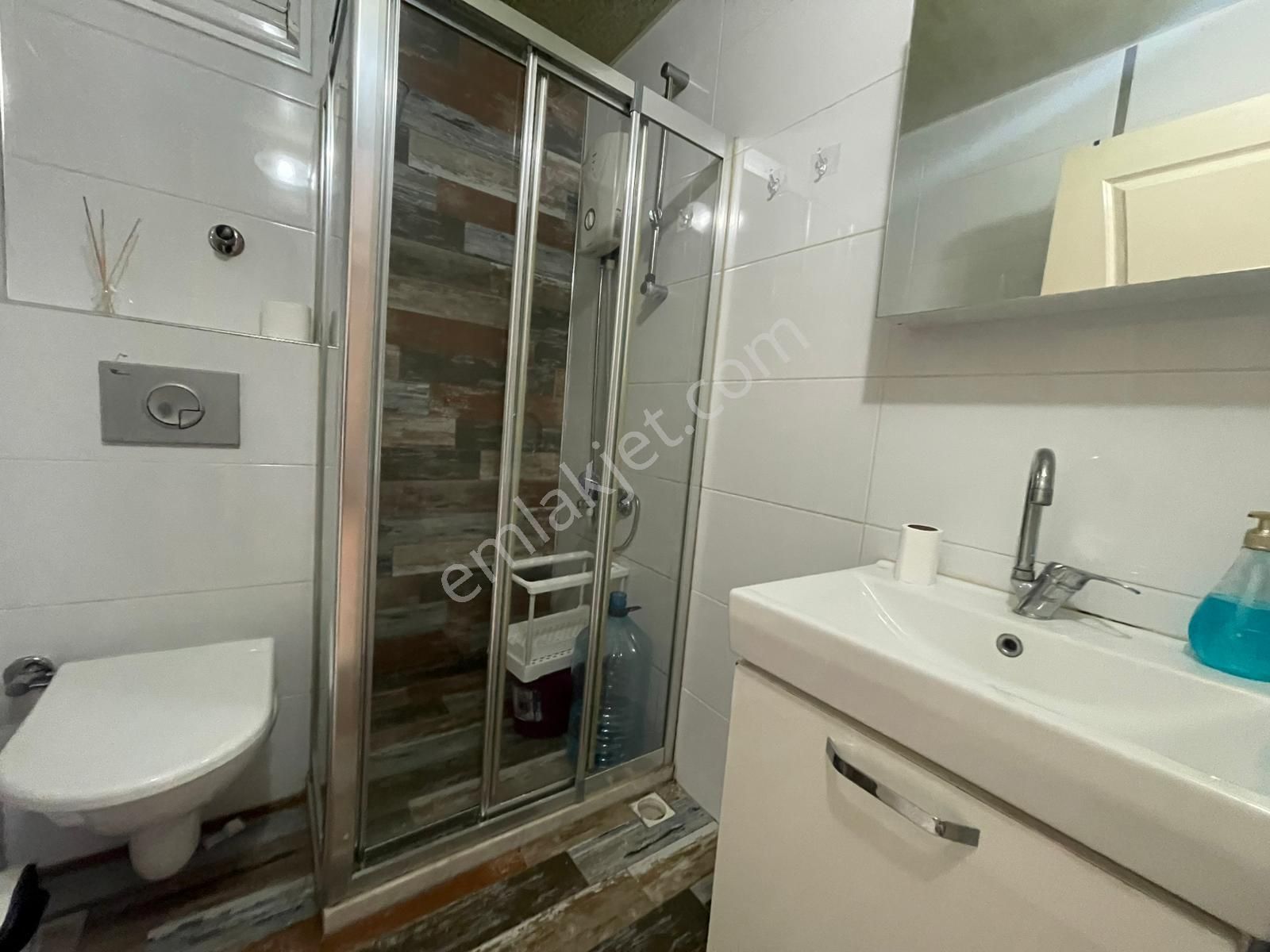 Karınca'dan Çiftlikköy'de Merkezi Konumda 1+1 Kiralık Daire! - Görsel 10